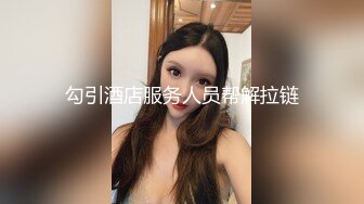 老婆在公园老汉面前露出