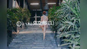 ⚫️⚫️91原创大神【辽宁夫妻】粉丝群福利，奴性十足的贱婊子骚妻【丝欣Mm】舔脚滴蜡口交啪啪各种性爱自拍