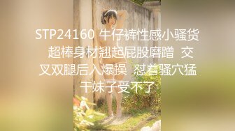 曾经丰满的热巴女神又归来了，直播化妆全裸热舞诱惑的很，再自慰自己蝴蝶极致逼