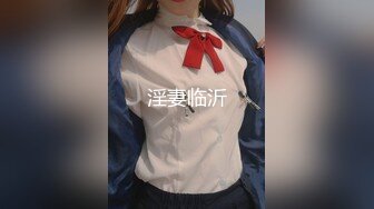 职业装客服原来是人妖骚女郎桌底下吃JJ假肉棒下面操妖菊花不一样的刺激