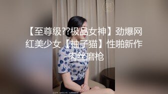 酒吧女厕全景偷拍 水晶鞋少妇的白嫩大屁股和小肥鲍