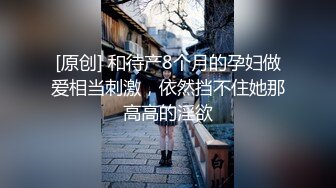 在自己房间里用瓶子插1