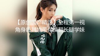 巨乳轻熟女，风骚大屁股露脸啪啪大秀，无毛白虎逼让大哥压在身下，揉着骚奶子暴力抽插直插子宫深处激情上位