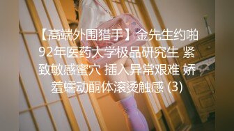 家庭摄像头破解入侵真实偸拍男女各种激烈性生活出租房情侣上演教科书式性爱 (24)