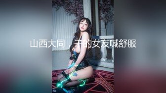 甜美妹子被大黑屌爆操，传教士一顿操，做完以后蛮享受的笑了