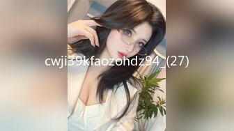 后入尤物人妻小粉菊 端庄优雅人妻粉嫩菊花被大鸡巴爸爸开包，大鸡巴每次都狠狠地插进去 爽得欲仙欲死